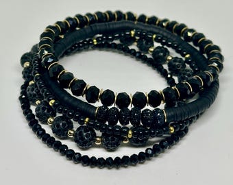 Conjunto de pulseras de cuentas negras y doradas: pulseras apilables estilo bohemio