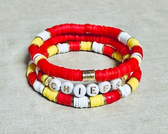 Set di braccialetti ispirati ai KC Chiefs per il giorno della partita: set di braccialetti rossi, gialli e bianchi per il giorno della partita, bracciale impilabile