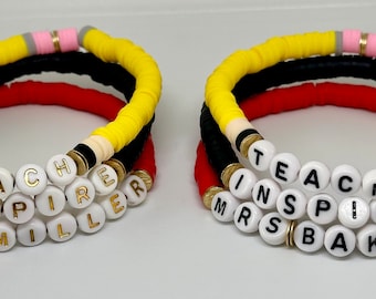 Set di braccialetti personalizzati per insegnanti: braccialetto con nome e perline Heishi