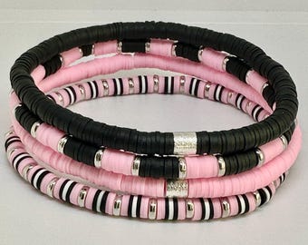 Zwart-roze Heishi-kralenarmbandenset, Game Day-stapelarmbanden