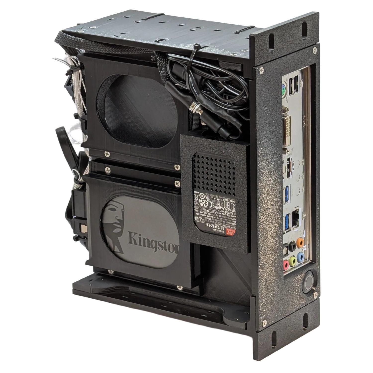 NanoRack 2U – 10インチラックマウントNASエンクロージャー（Mini-ITX