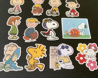 Charlie Brown & Peanuts Gang 12 Piece Set of Holographic Stickers