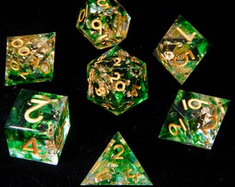 Groene DND-dobbelstenenset, groene transparante D&D-dobbelstenen met scherpe rand volledige set, Dungeons and Dragons polyhedral RPG DND-dobbelstenen D6, D20