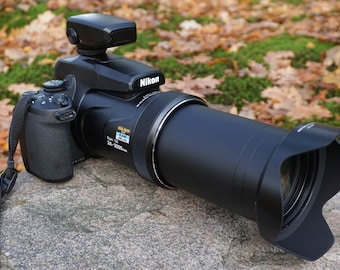 Nikon P1000 Coolpix Camera with Accesoires