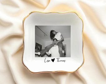 Personalized Couple Photo Trinket Dish, Custom Photo Ring Dish, Anniversary Gift for Her, Gift for Bride, Engagement Gift, Wedding Gift dish