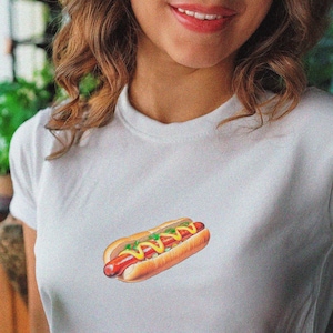 Hotdog Watercolour Baby Tee - Ropa de Mujer - Camiseta Y2K