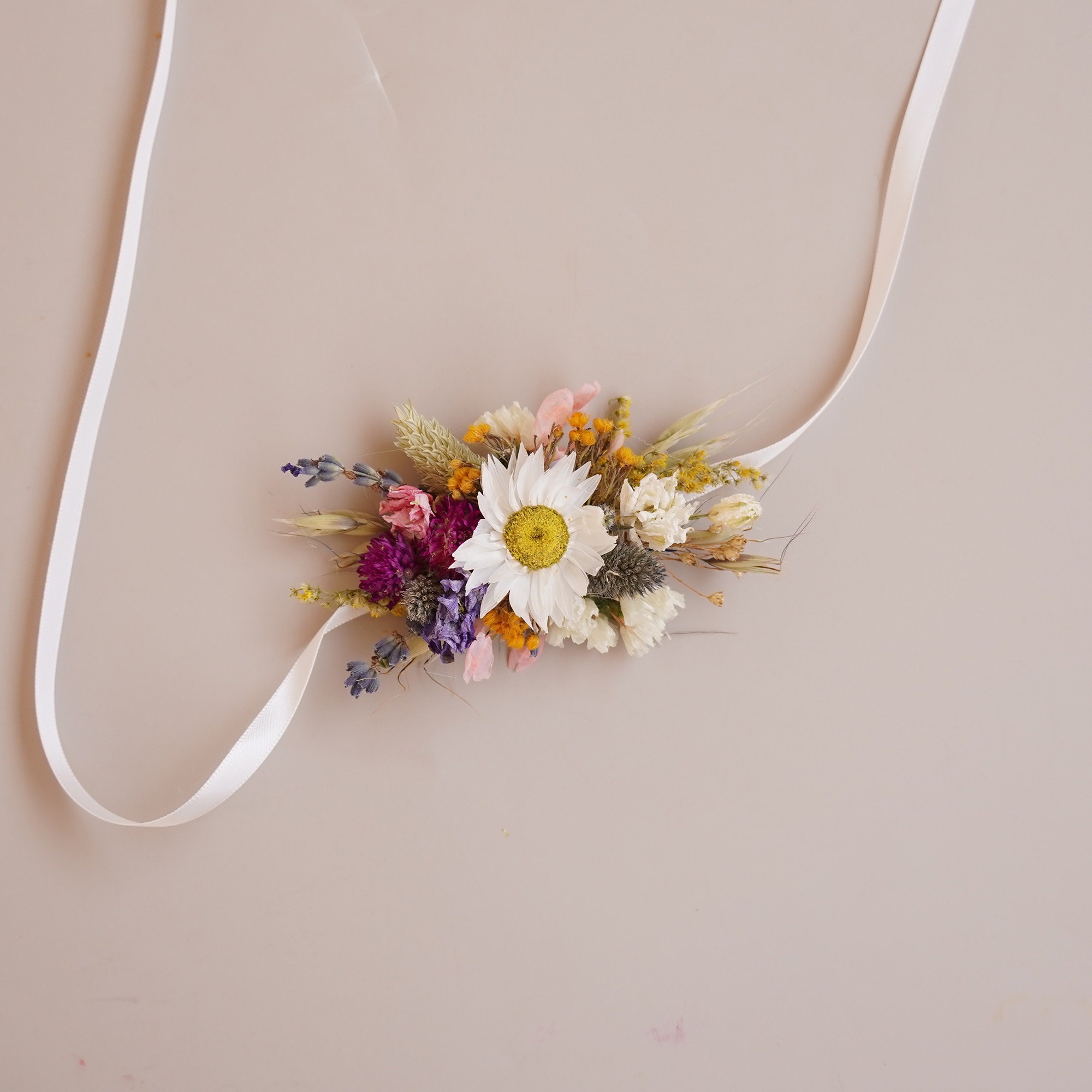 Daisy Corsage - Etsy UK