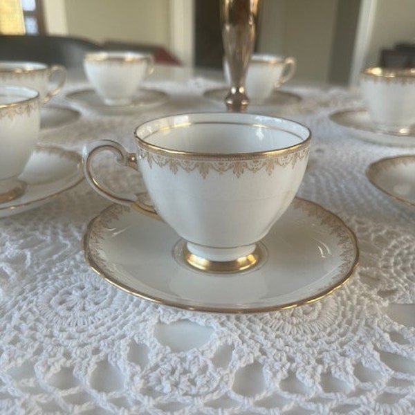 Vintage English Tuscan Fine Bone china Porselain 7 Coffee/ tea Cups and 7 Saucers.