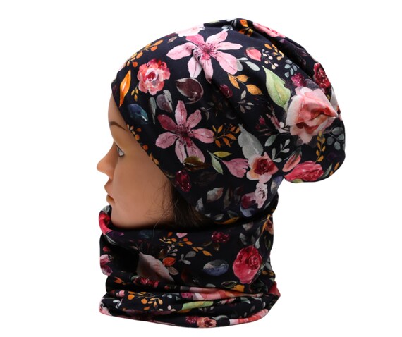 Floral Slouchy Beanie and Neckwarmer Set – Handmade Cotton  display picture 2