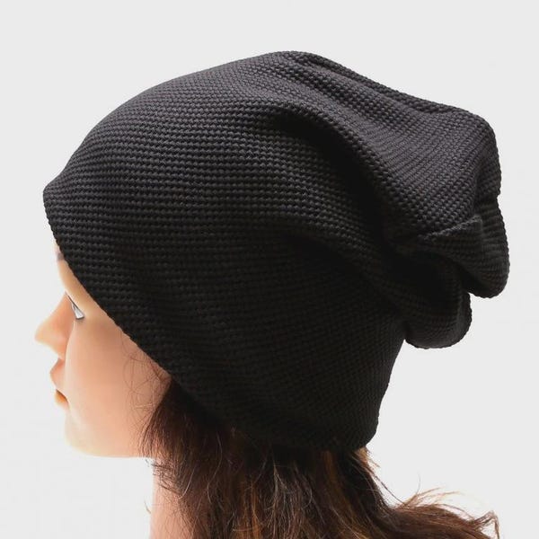 Gorro holgado de punto texturizado negro azabache: gorro de jersey de algodón hecho a mano