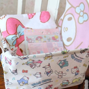 Bolsa de la suerte My Melody Cesta del 50 aniversario de Hello Kitty Toalla de baño grande con forma de cara Red de lavandería Hoja de pegatinas Juego de letras Artículos de Sanrio Lote Nuevo