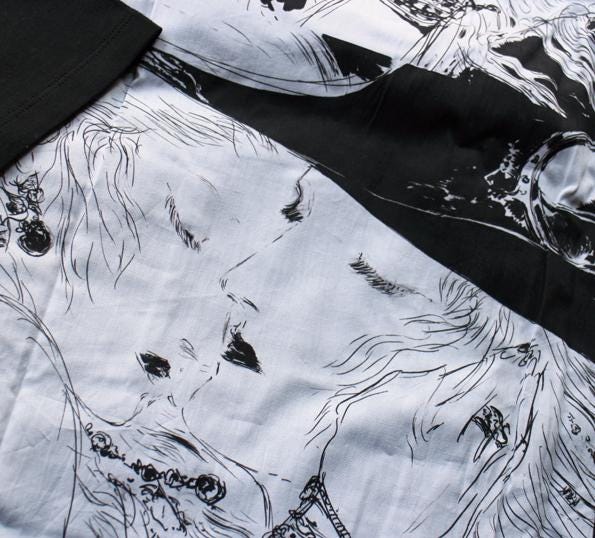 Vampire Hunter D Cotton T-Shirt *Back Print* illustration by Yoshitaka Amano Unisex Size M Last 1 New with Tags Never Been Worn Black White