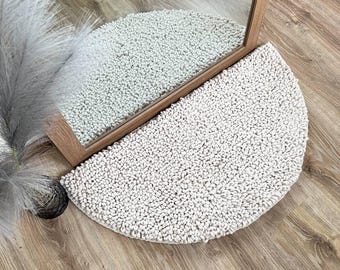 Elegante tappeto semicircolare: morbido, accogliente e versatile