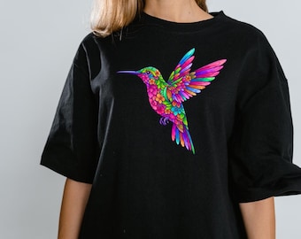 Comfort Colors bloemenshirt kolibrie, lente vogelliefhebber T-shirt (png-bestand)