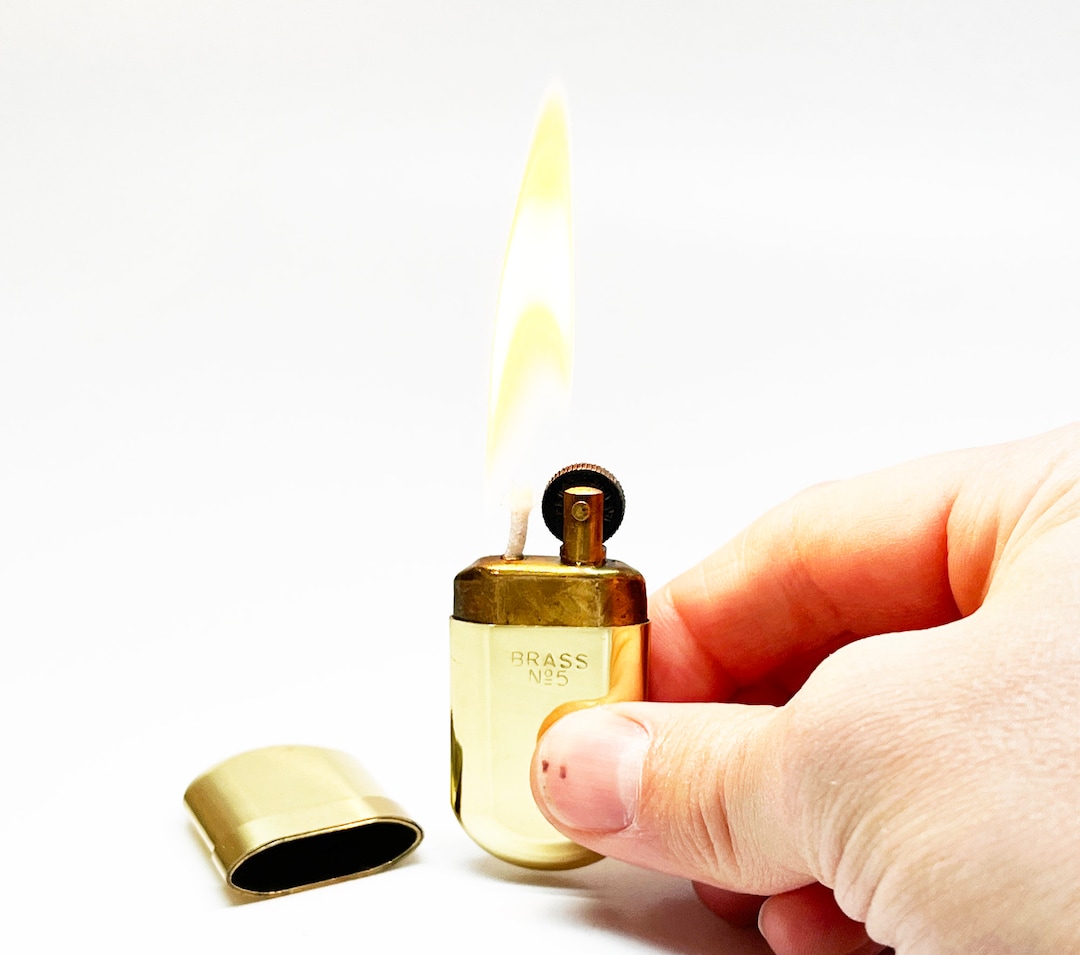 BRASS NO 5 LIGHTER Working Rare Vintage Antique Old Nos Brass Lighter