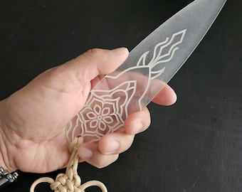 Zoey's weapons (daggers - shin-kal) - KPOP Demon Hunters - KID SAFE