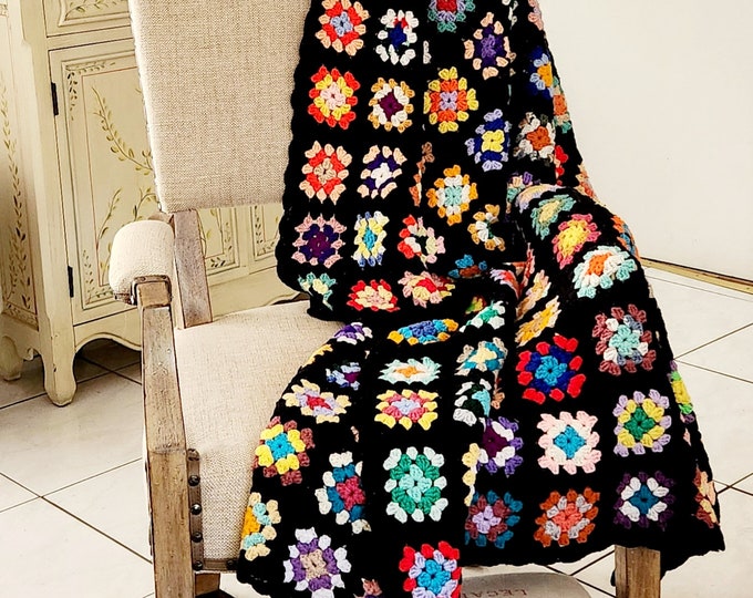 Vintage Crocheted Granny Square Blanket Afghan Throw Roseanne Medium