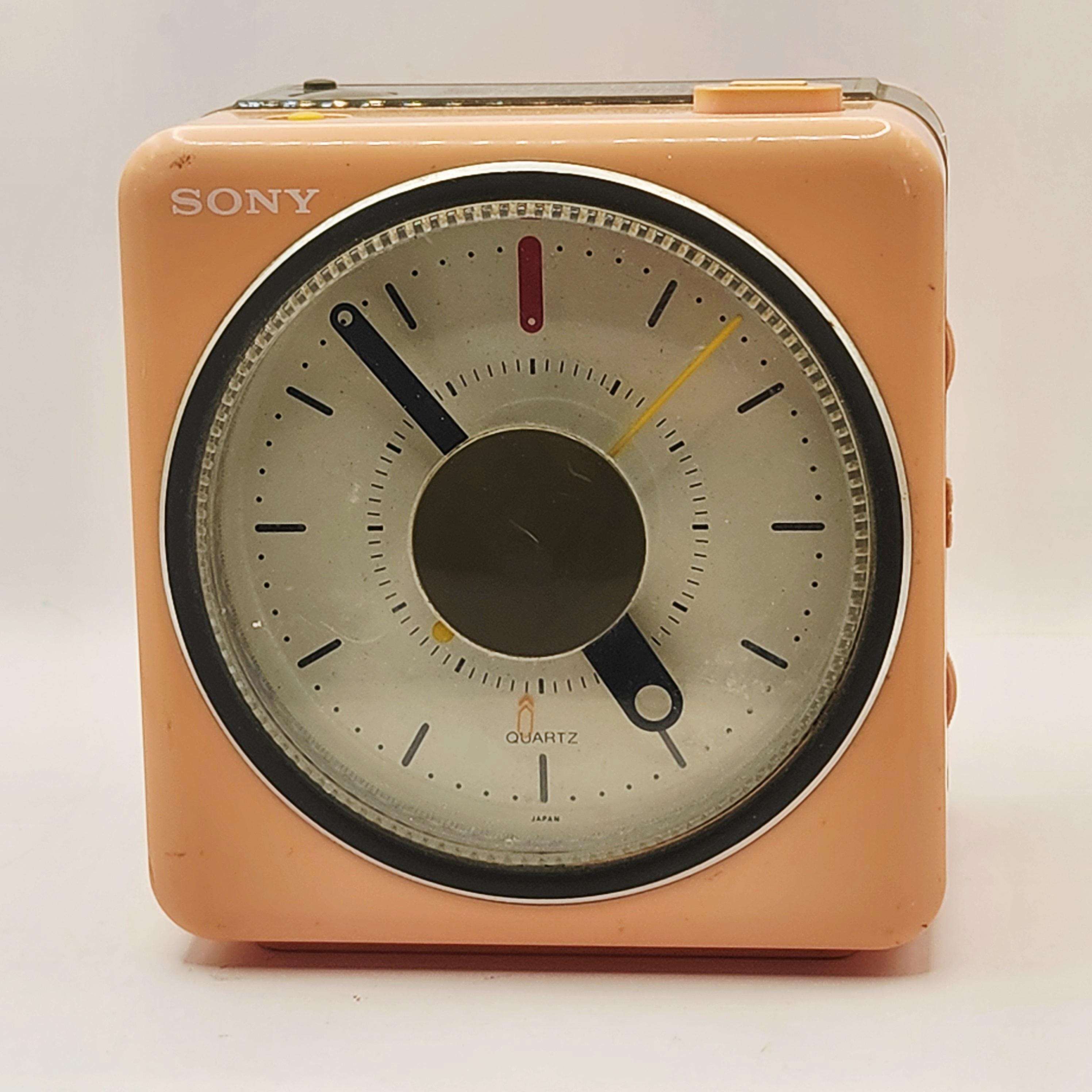 Vintage Sony ICF-A10W FM/AM Quartz Analog Cube Clock Radio 1980s