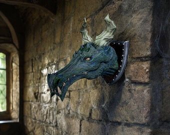 Trofeo de cabeza de dragón Wyvern - Exquisita decoración de fantasía impresa en 3D - Listo para pintar
