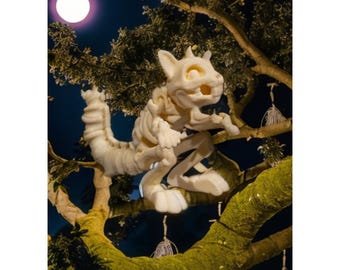 Halloween Skeleton Squirrel   Figurine - Spooky Articulated Pet Collectible
