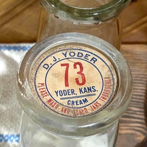 Bottiglie di latte/panna vintage, trasparenti, da mezza pinta, bottiglia D.J. Yoder. Scelta, rotonda e quadrata