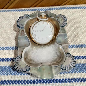 Porta-relógio de bolso e cinzeiro vintage em porcelana iridescente - Fabricado no Japão - Organizador de penteadeira em porcelana iridescente