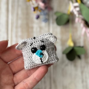Miniature Crochet Pillow, Dollhouse Miniature Pillow, Mini Pillow, Dollhouse Decor, Dollhouse Cushions - 1:12 scale