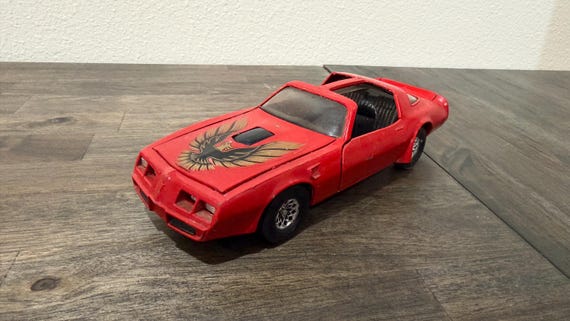 Vintage ERTL Pontiac Firebird Trans Am Diecast Car – Bandit Style