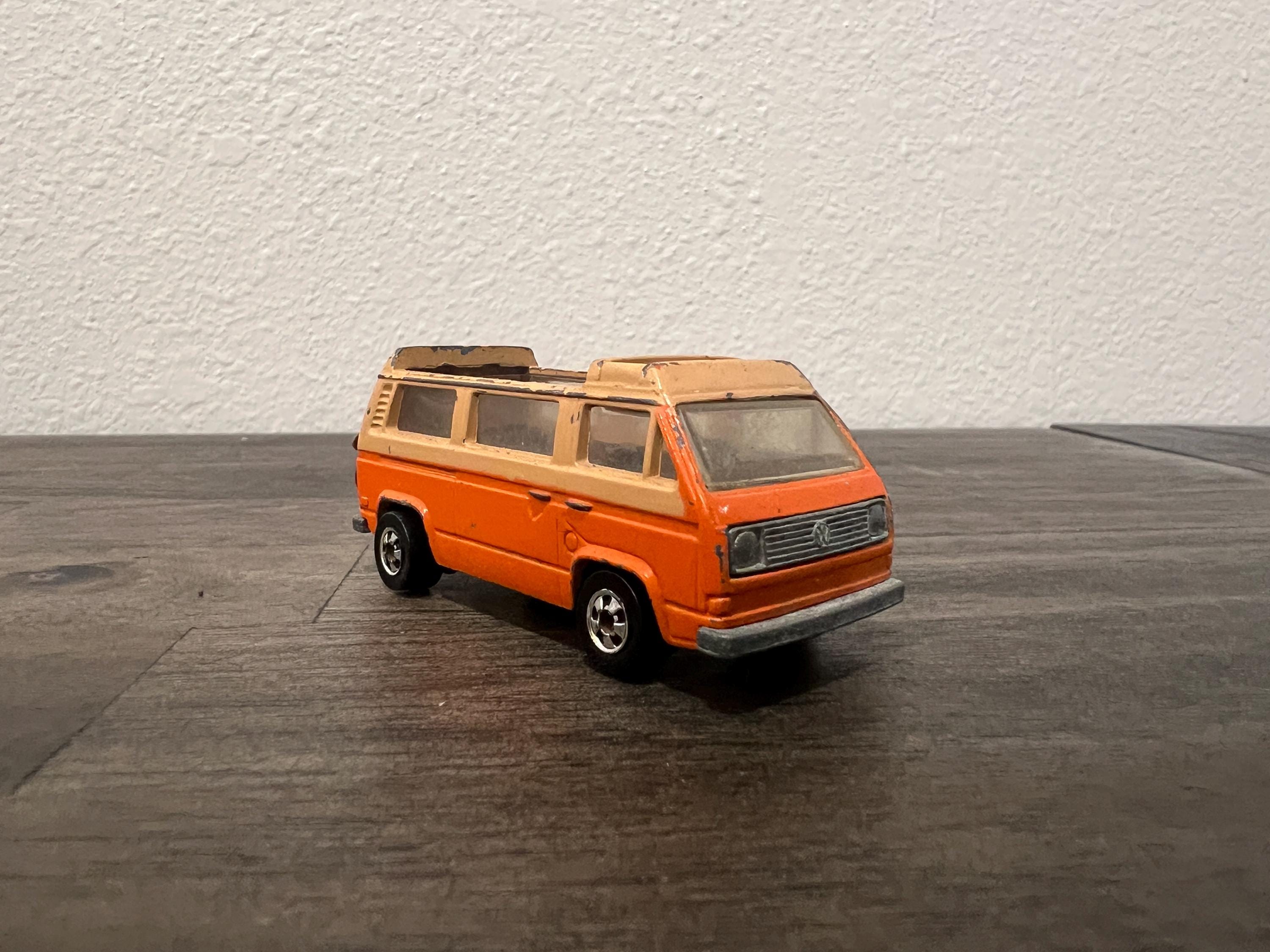 Vintage 1981 Hot Wheels Volkswagen “sunagon” VW Bus W/ Motorcycle