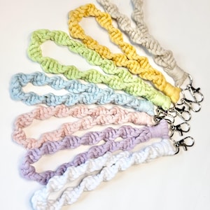 Handmade Macrame Wristlet Keychain: Boho Spring Accessory