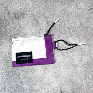 Carteira reciclada OBSESS de banner Ripstop de nylon violeta e branco à prova d'água estilo Gorpcore