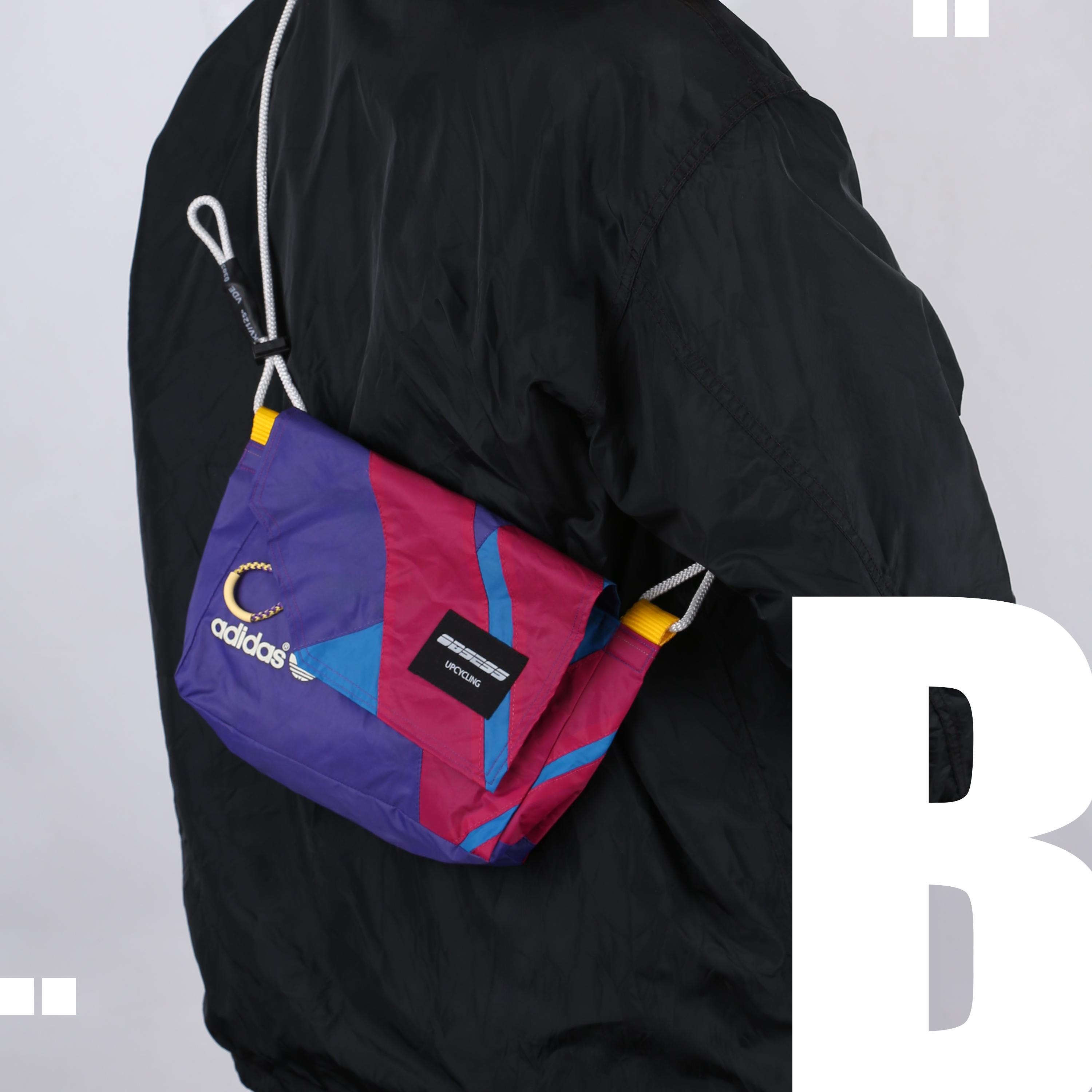Vintage Sport Bag Adidas 30 Original 1980s - Dark Blue