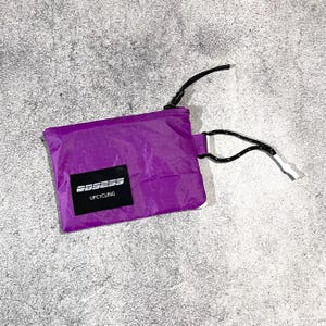 Carteira reciclada OBSESS de Violet Nylon Ripstop Banner estilo Gorpcore à prova d'água