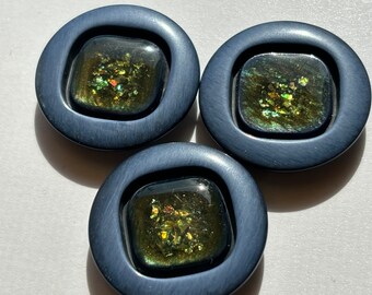 Unique Japanese Vintage Resin Buttons – Retro Elegance for Your Creations!