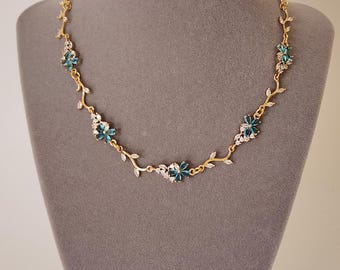Delicate choker- necklace. Wedding jewelry. Jewelry for the princess. Elegant evening decoration. Women&#39;s jewelry.