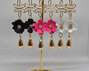 花柄のロングイヤリング。 - Etsy 日本 花柄のロングイヤリング。 - Etsy 日本