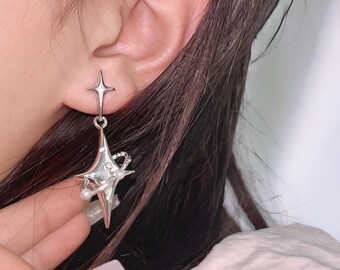 Silver Y2k Star Earrings Silver Dangle Earrings Grunge Earrings Crystal Celestial earrings Silver Star Gift Earrings Women Jewelry Gift