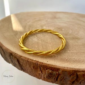 Buddhist Bangle Bracelet - Twisted Gold - Kumlai Gold Authentic Made in Thailand