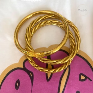 Ensemble de 3 Joncs Bouddhistes Authentiques de Thaïlande – Avec Mantra - À porter au poignet gauche - Livraison Gratuite - BestSeller