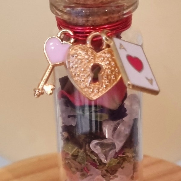 Spell Jar ~Fiole Porte-Bonheur  " Amore"