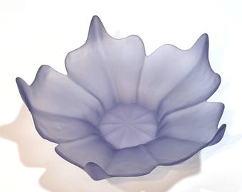 Vintage Viking Glass Frosted Purple Lotus Fruit Bowl