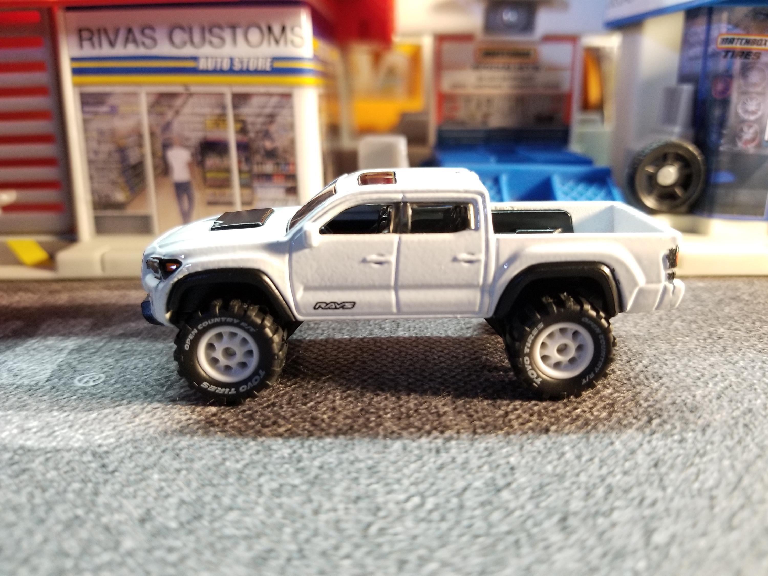 2024 Toyota Tacoma TRD Pro (Hot Wheels | Real Riders) Barreiro E 2024 Toyota Tacoma TRD Pro (Hot Wheels | Real Riders) Barreiro E