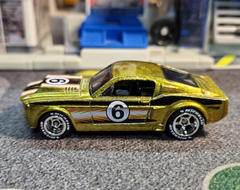Hot Wheels '67 Shelby GT-500 personalizado - Cambio de ruedas personalizado con neumáticos Real Rider