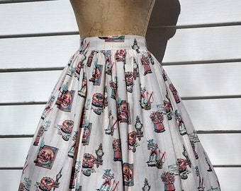 Vintage novelty print gathered dirndl skirt cotton figural