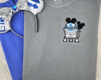 R2D2 At The Parks Embroidered Shirt| Star Wars | Disney Sweatshirt| Disney Shirt