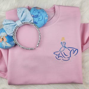 Disney Cinderella Embroidered Sweatshirt| Disney Princess Embroidered Shirt| Disney Embroidered Sweatshirt| Disney Crewneck