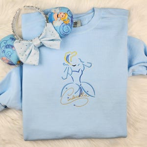 Cinderella Embroidered Sweatshirt| Disney Princess Embroidered Shirt| Disney Embroidered Sweatshirt| Disney Crewneck