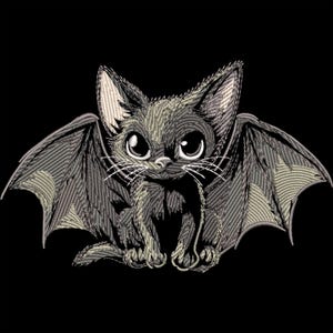 Puede incluir: Un gato negro con alas de murciélago. El gato tiene ojos grandes y redondos y una expresión traviesa. Las alas están detalladas con un patrón texturizado.