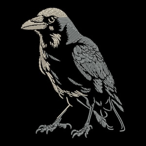 Puede incluir: Una imagen bordada en blanco y negro de un cuervo con un diseño detallado. El cuervo está de pie sobre sus dos patas con las alas plegadas.