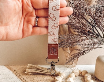 Cowboy Hat Keychain Loop Western Keyring Country Bag Charm Cowgirl Gift for Her Cowgirl Key Holder Rustic Keychain With Clasp Cowboy Keyring